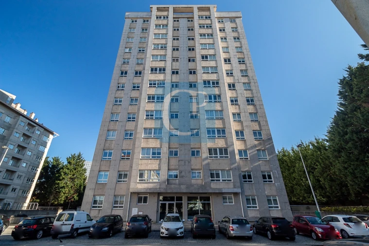 Apartamento T2 para Arrendamento em Lordelo do Ouro e Massarelos Foto 29