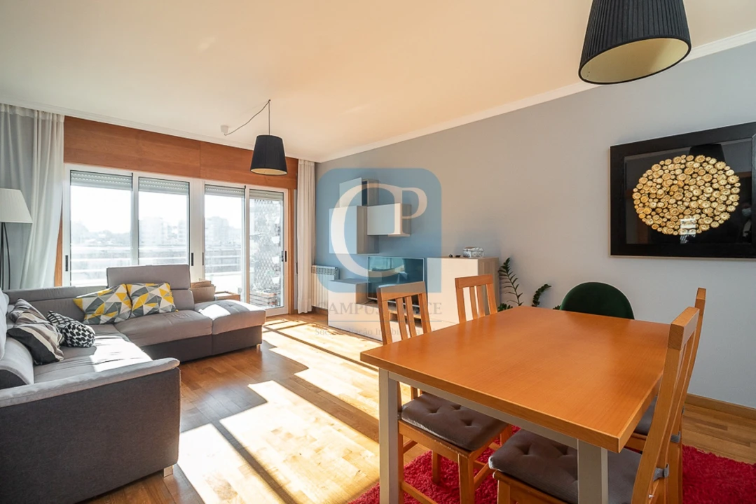 Apartamento T2 para Arrendamento em Lordelo do Ouro e Massarelos Foto 19