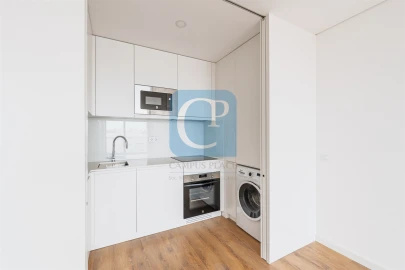 Apartamento T1 para Arrendamento em Pedrouços