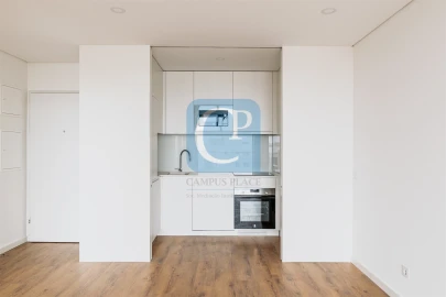 Apartamento T1 para Arrendamento em Pedrouços