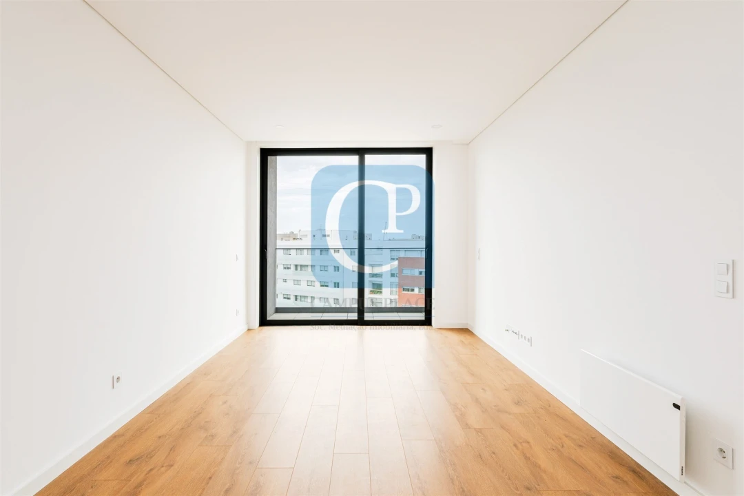 Apartamento T1 para Arrendamento em Pedrouços Foto 3