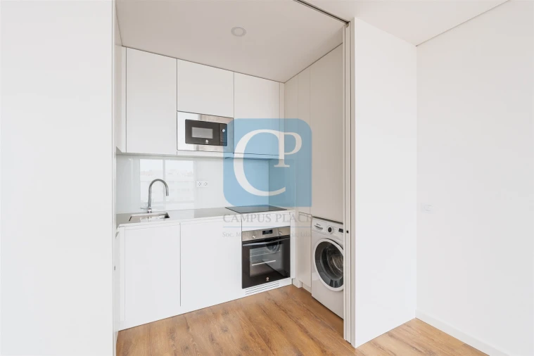 Apartamento T1 para Arrendamento em Pedrouços Foto 10