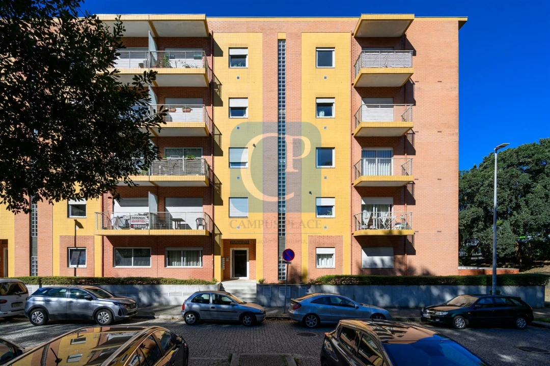 Apartamento T2 para Arrendamento em Paranhos Foto 22