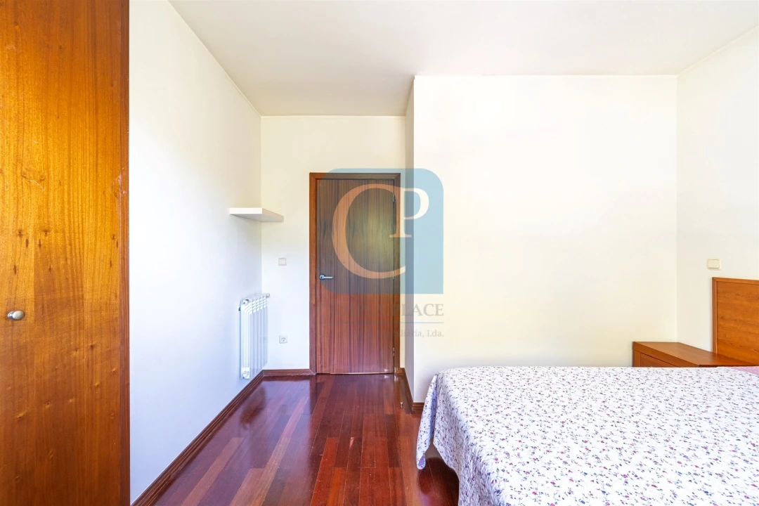 Apartamento T2 para Arrendamento em Paranhos Foto 20