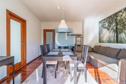 Apartamento T2 para Arrendamento em Paranhos