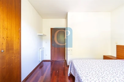 Apartamento T2 para Arrendamento em Paranhos