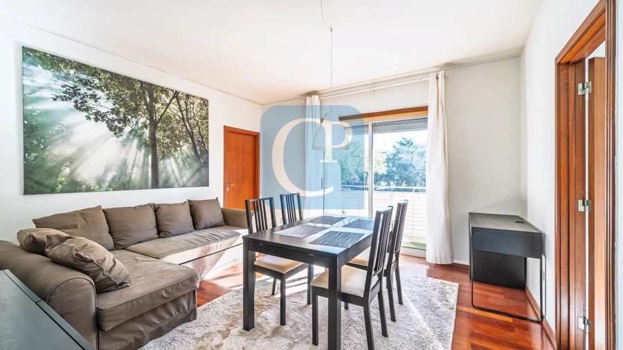 Apartamento T2 para Arrendamento em Paranhos