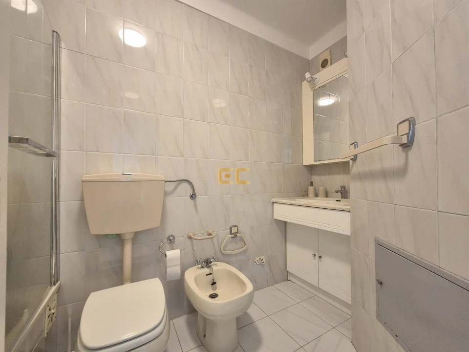 Apartamento T1 para Venda em Buarcos Foto 19
