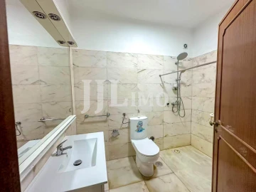 Apartamento T4 para Arrendamento em Alvalade
