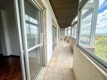 Apartamento T4 para Arrendamento em Alvalade