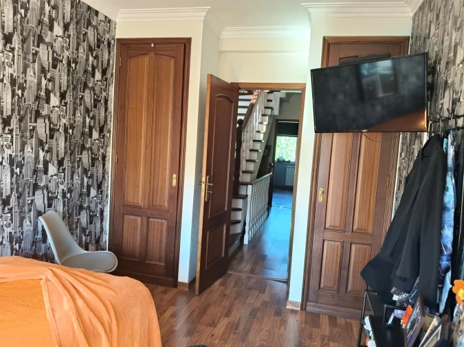 Moradia T4 para Venda em Laranjeiro e Feijó Foto 14