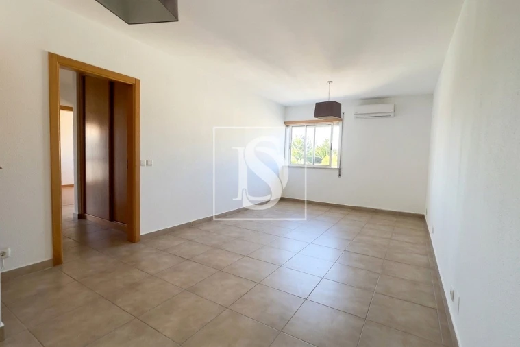 Apartamento T2 para Venda em Viseu Foto 4