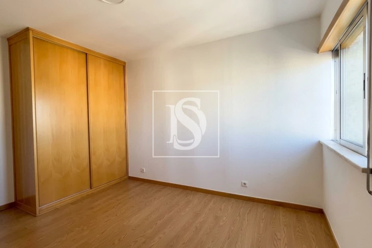 Apartamento T2 para Venda em Viseu Foto 12