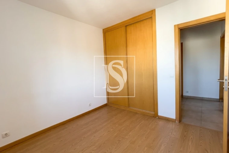 Apartamento T2 para Venda em Viseu Foto 11