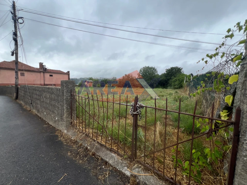 Terreno para Venda em O. Azeméis, Riba-Ul, Ul, Macinhata Seixa, Madail Foto 2