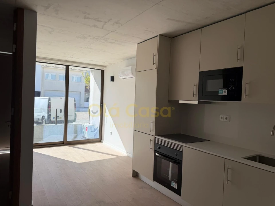 Apartamento T1 para Venda em São Mamede de Infesta e Senhora da Hora Foto 2