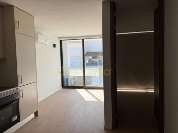 Apartamento T1 para Venda em São Mamede de Infesta e Senhora da Hora