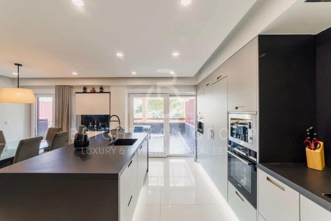 Apartamento T4 para Venda em Oeiras e São Julião da Barra, Paço de Arcos e Caxias Foto 3