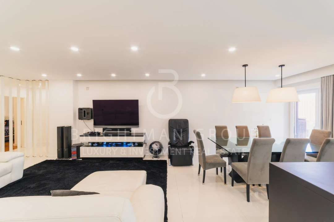 Apartamento T4 para Venda em Oeiras e São Julião da Barra, Paço de Arcos e Caxias Foto 5