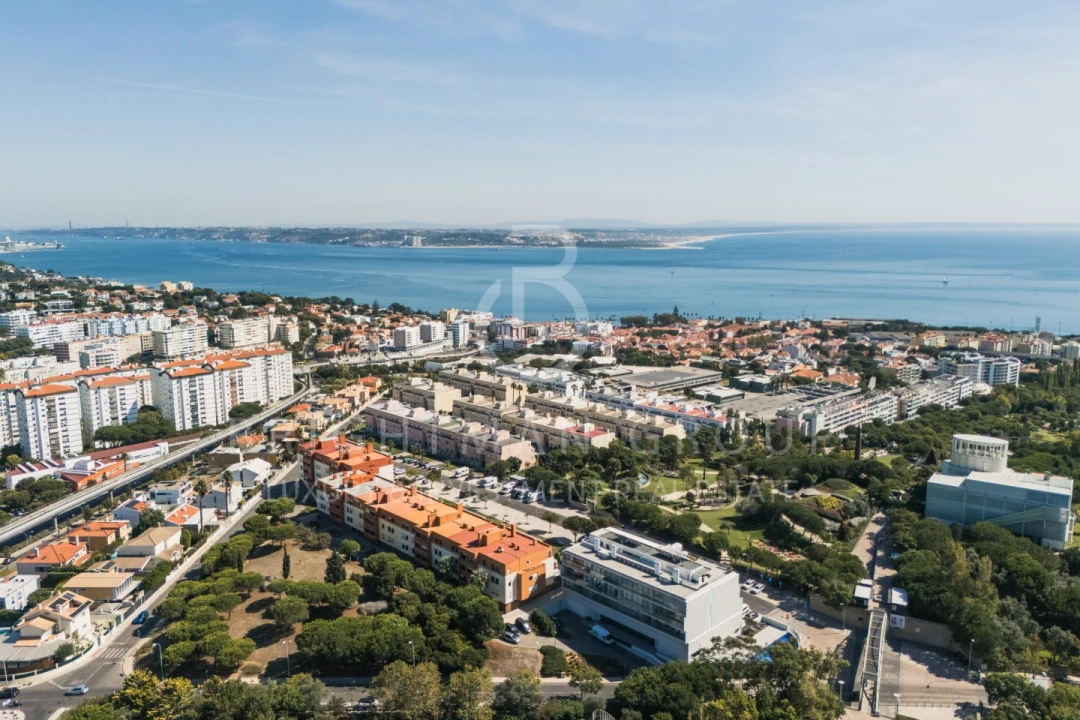 Apartamento T4 para Venda em Oeiras e São Julião da Barra, Paço de Arcos e Caxias Foto 31