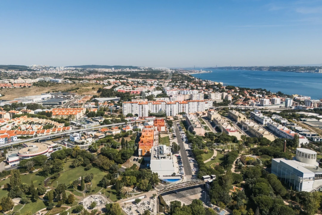 Apartamento T4 para Venda em Oeiras e São Julião da Barra, Paço de Arcos e Caxias Foto 33