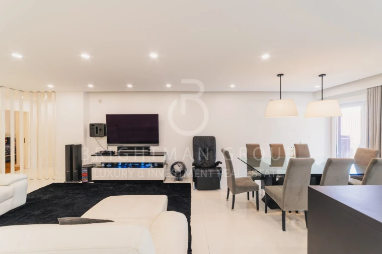 Apartamento T4 para Venda em Oeiras e São Julião da Barra, Paço de Arcos e Caxias Foto 5