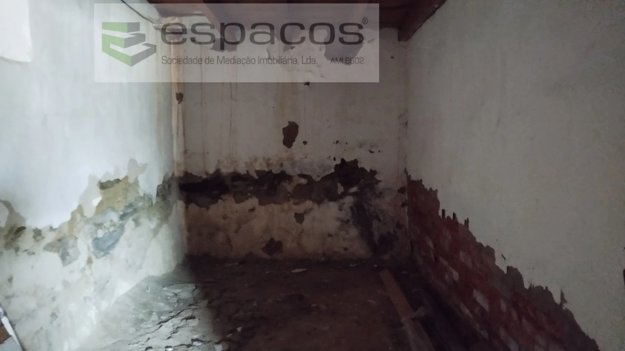 Moradia T3 para Venda em Benquerenças Foto 8
