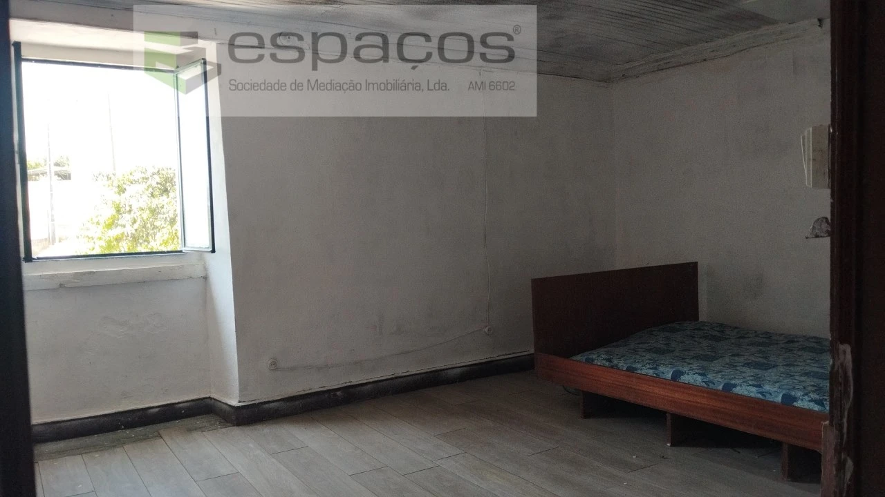 Moradia T3 para Venda em Benquerenças Foto 2
