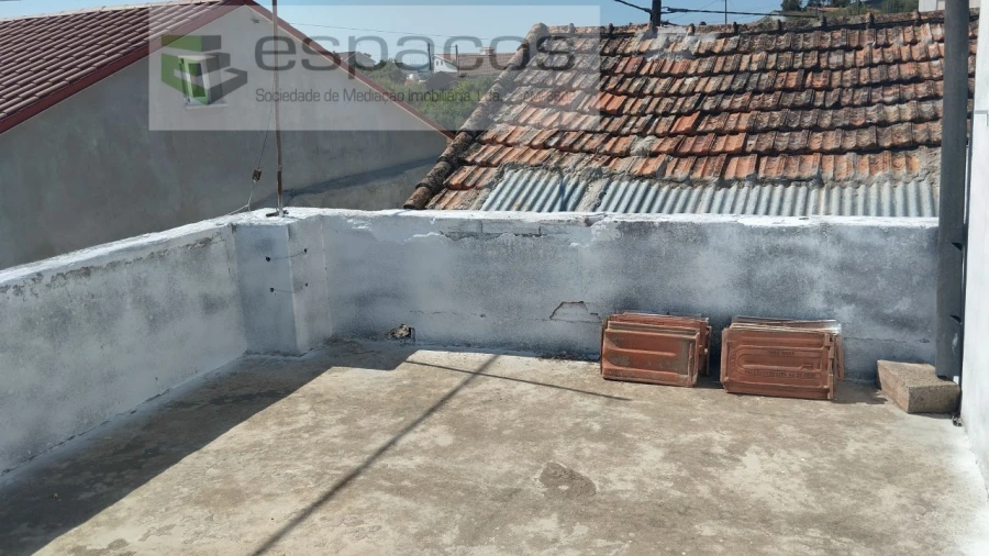 Moradia T3 para Venda em Benquerenças Foto 12
