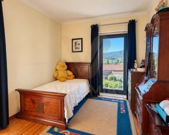 Moradia T5 para Venda em Gondar e Orbacém