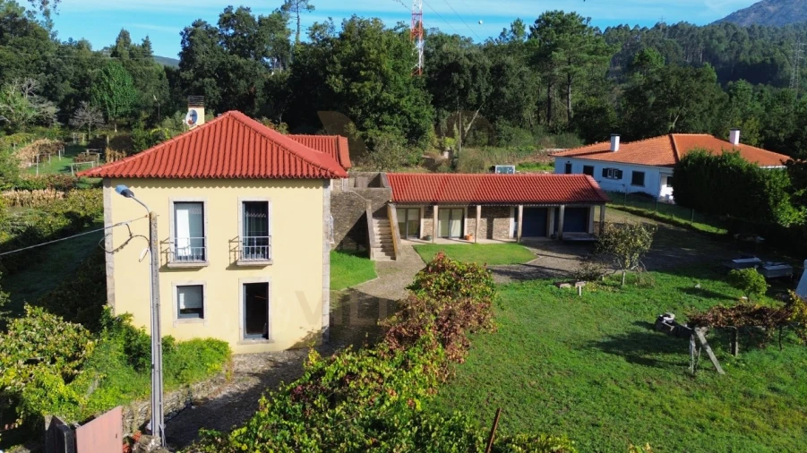Moradia T5 para Venda em Gondar e Orbacém Foto 41