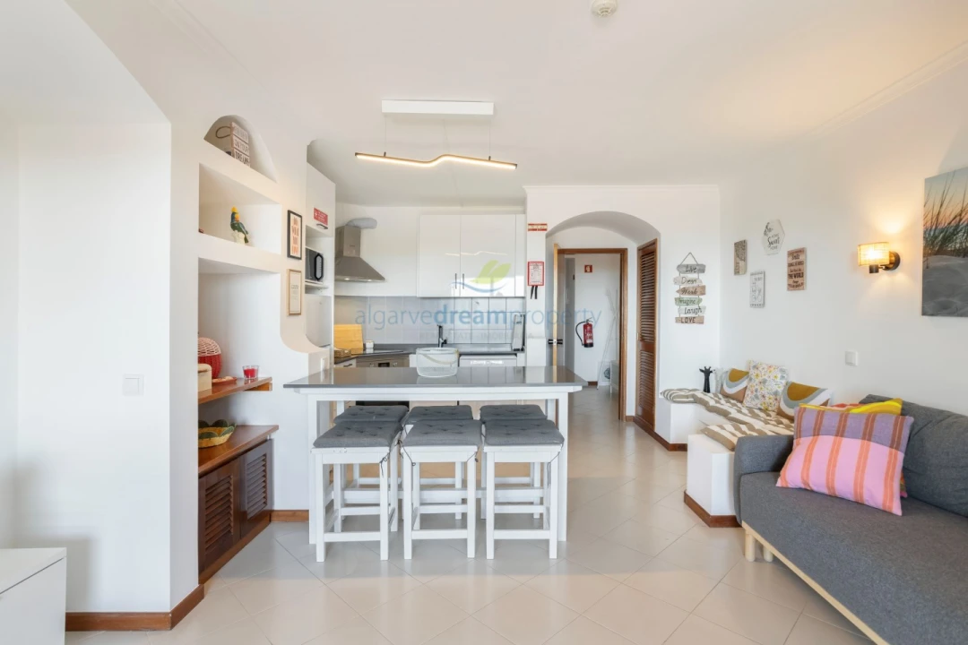 Apartamento T2 para Venda em Albufeira e Olhos de Água Foto 2