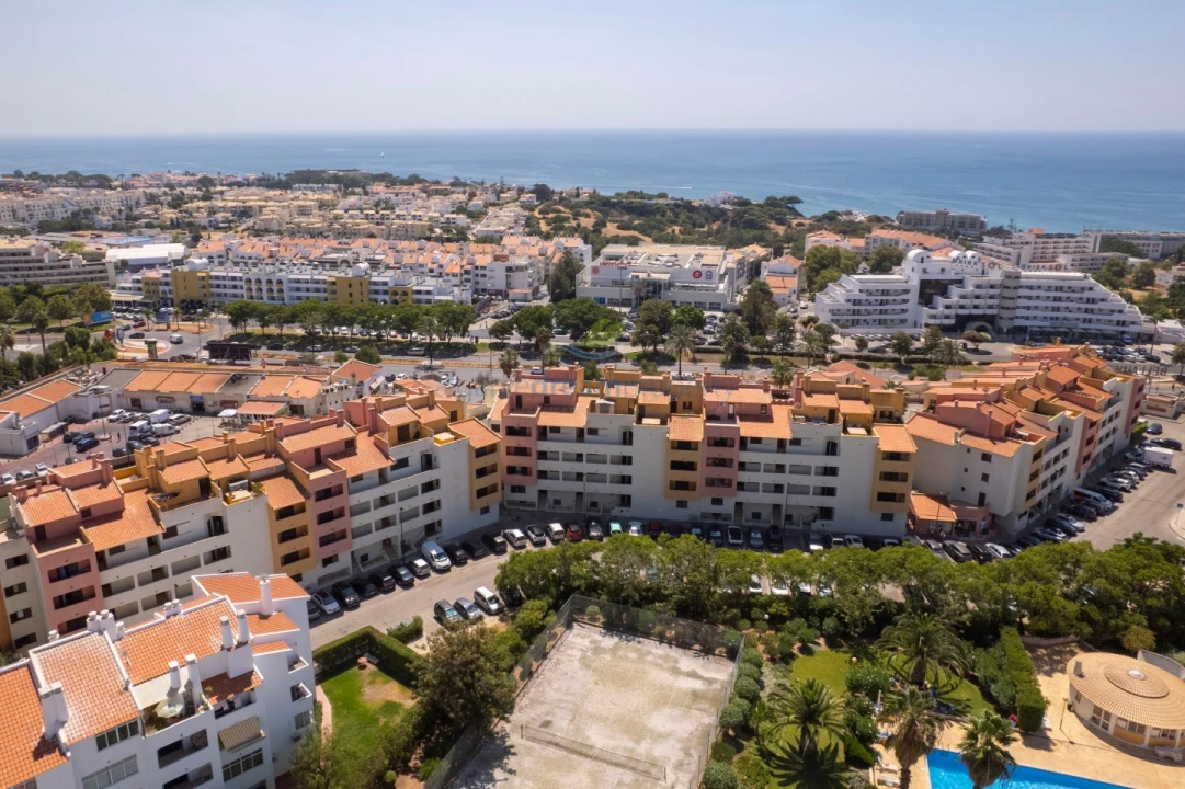 Apartamento T2 para Venda em Albufeira e Olhos de Água Foto 8