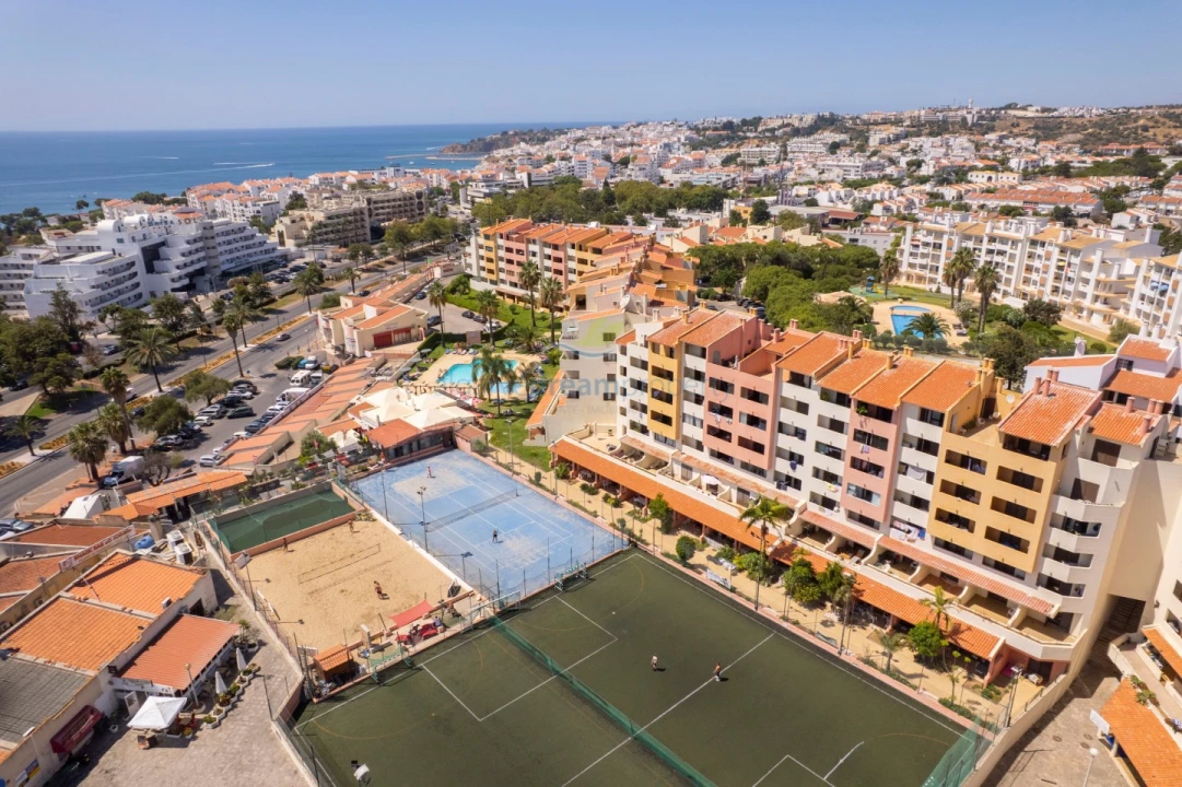 Apartamento T2 para Venda em Albufeira e Olhos de Água Foto 13