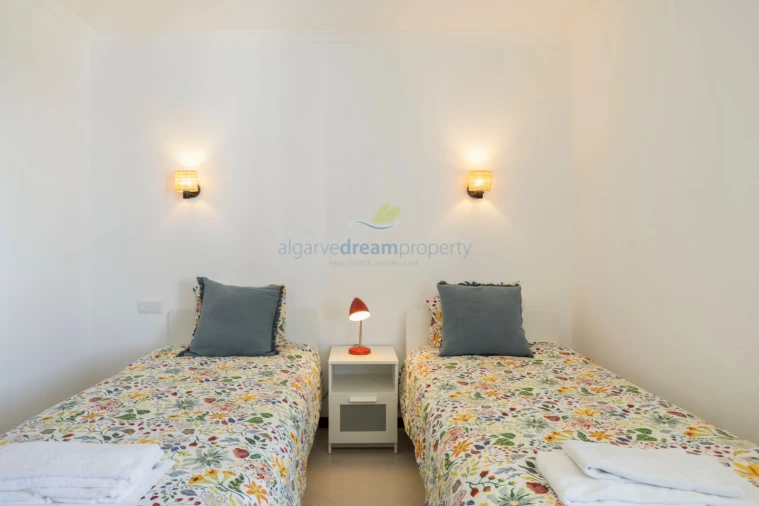 Apartamento T2 para Venda em Albufeira e Olhos de Água Foto 34