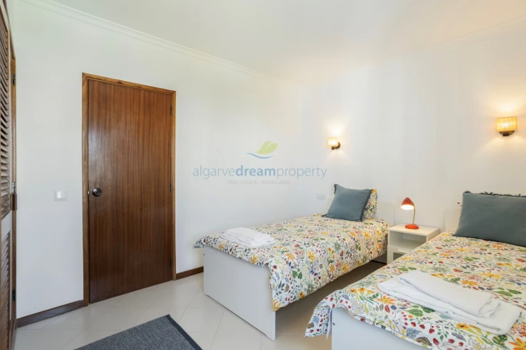 Apartamento T2 para Venda em Albufeira e Olhos de Água Foto 35