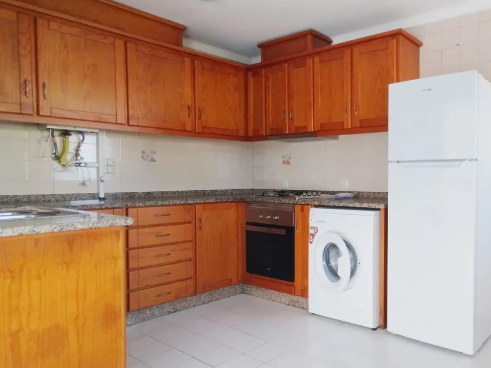 Apartamento T1 para Arrendamento em Vagos e Santo António Foto 1