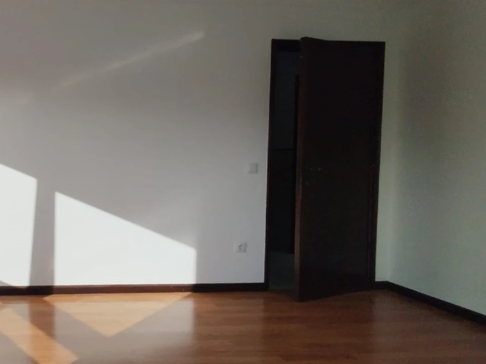 Apartamento T1 para Arrendamento em Vagos e Santo António Foto 11