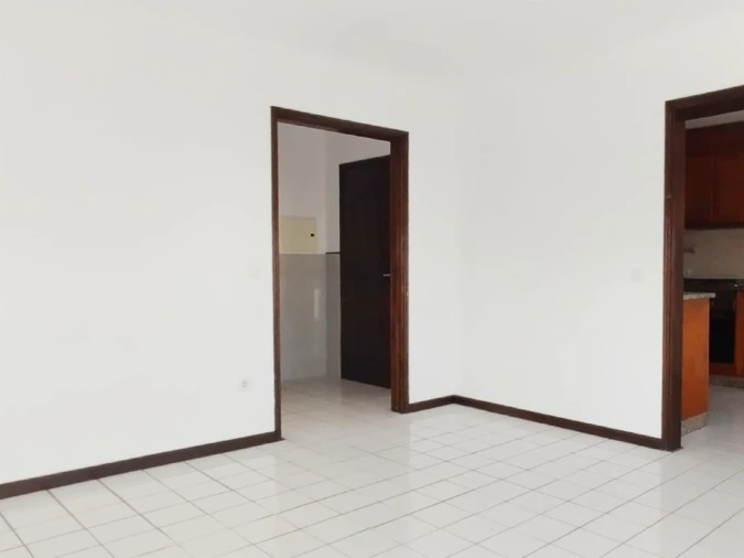 Apartamento T1 para Arrendamento em Vagos e Santo António Foto 5