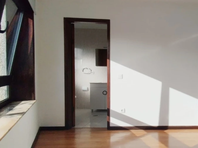 Apartamento T1 para Arrendamento em Vagos e Santo António Foto 12