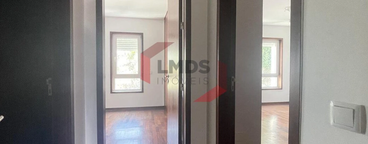 Apartamento T2 para Venda em Bonfim Foto 14