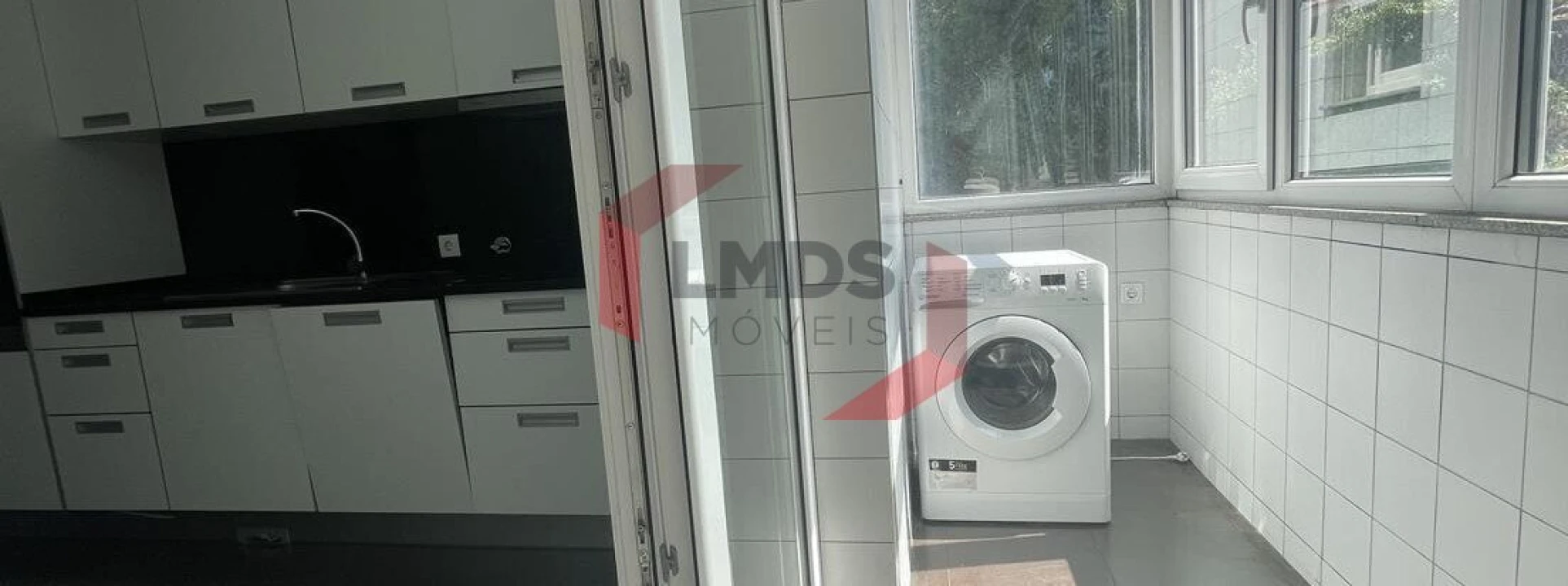 Apartamento T2 para Venda em Bonfim Foto 12