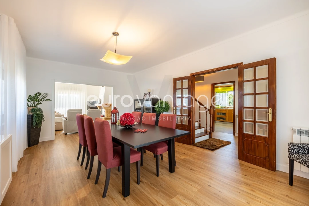 Moradia T4 para Venda em Leiria, Pousos, Barreira e Cortes Foto 14