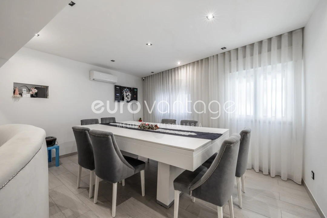 Moradia T3 para Venda em Leiria, Pousos, Barreira e Cortes Foto 2