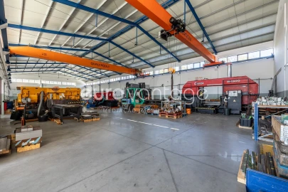 Armazém para Venda em Marinha Grande