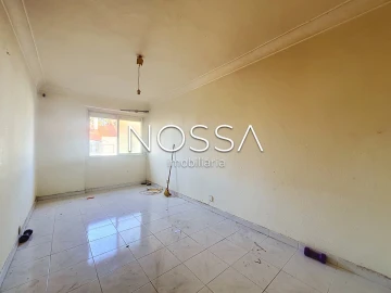 Apartamento T2 para Venda em Benfica
