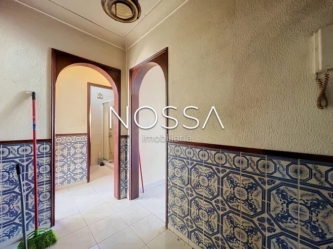 Apartamento T2 para Venda em Benfica Foto 3