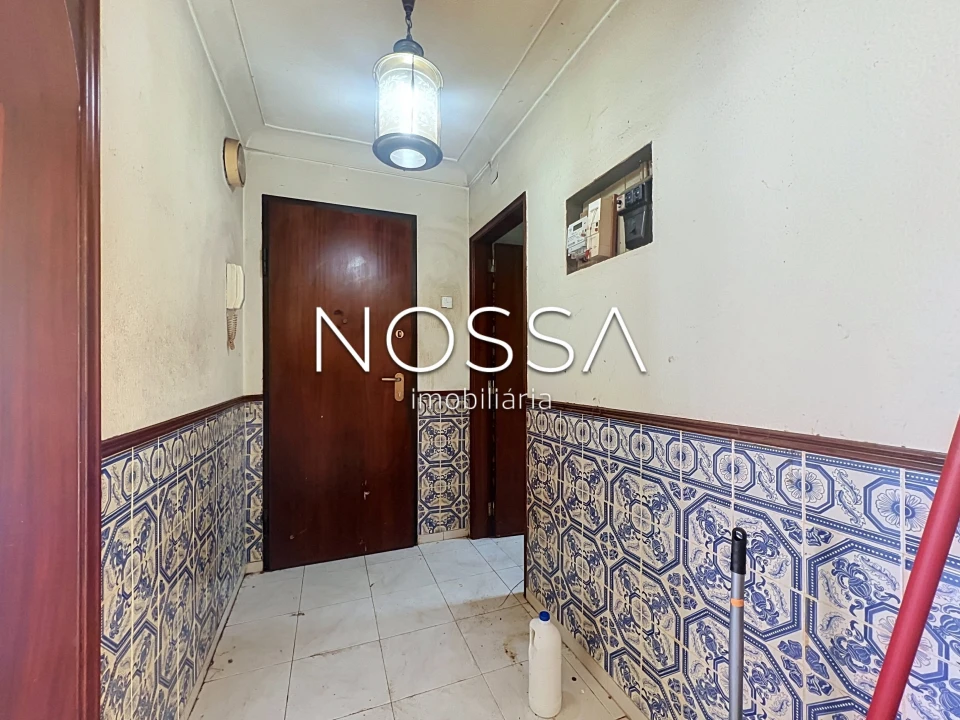 Apartamento T2 para Venda em Benfica Foto 4