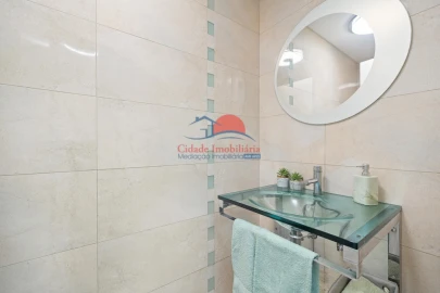 Moradia T3 para Venda em Santo Antonio