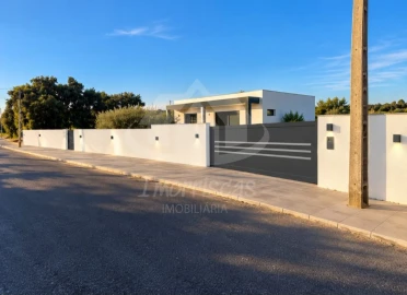 Moradia T3 para Venda em Quinta do Anjo